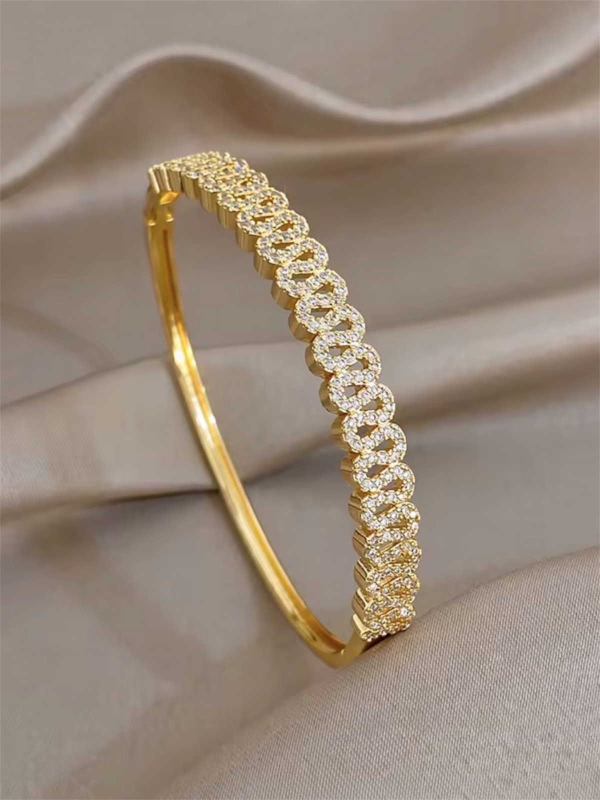 Zara Bangle