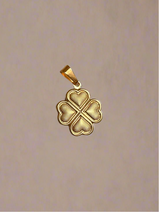 Clover Pendant