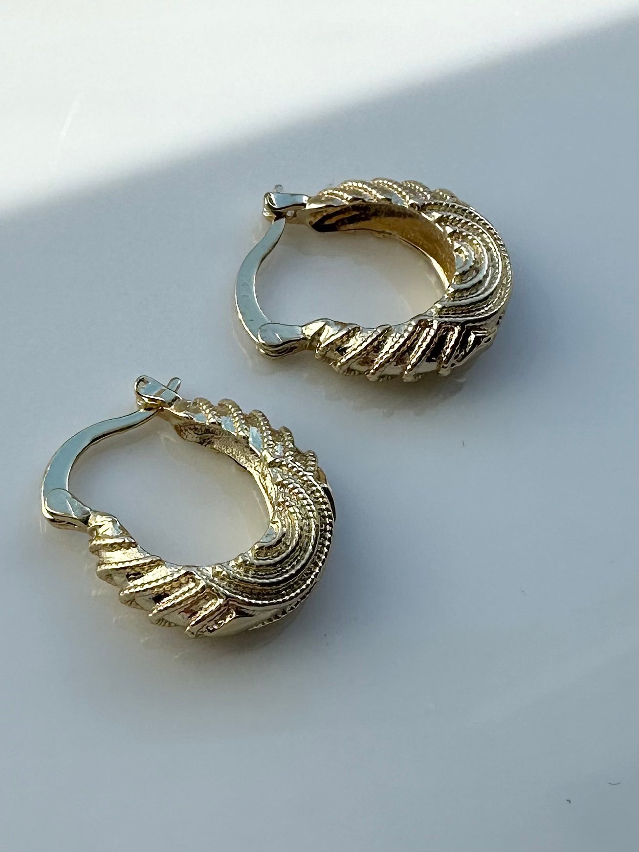 Bella Hoops