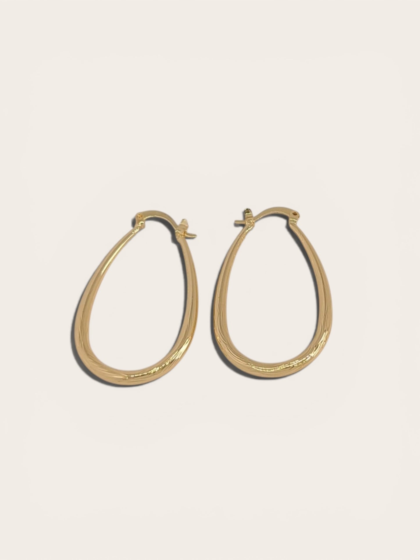 Scarlett Hoops