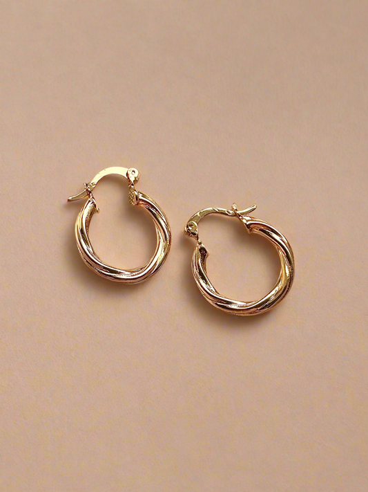 Small Ribbed Hoops