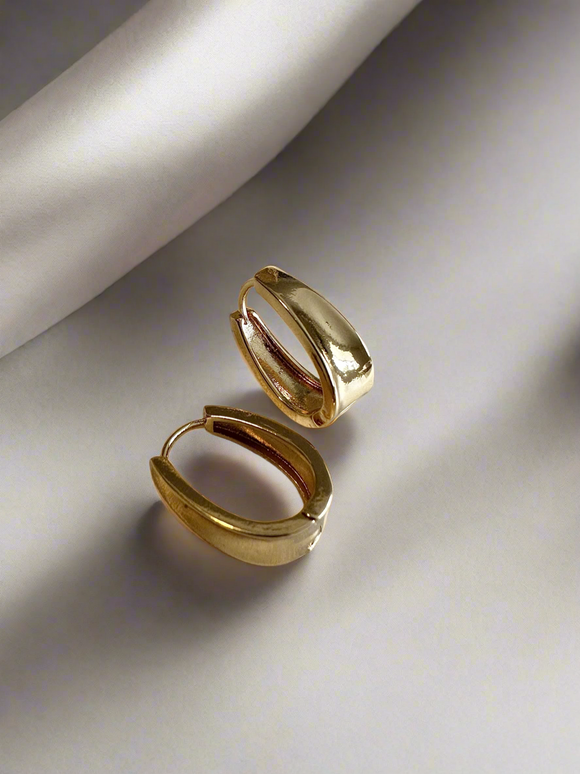 Mia Hoops