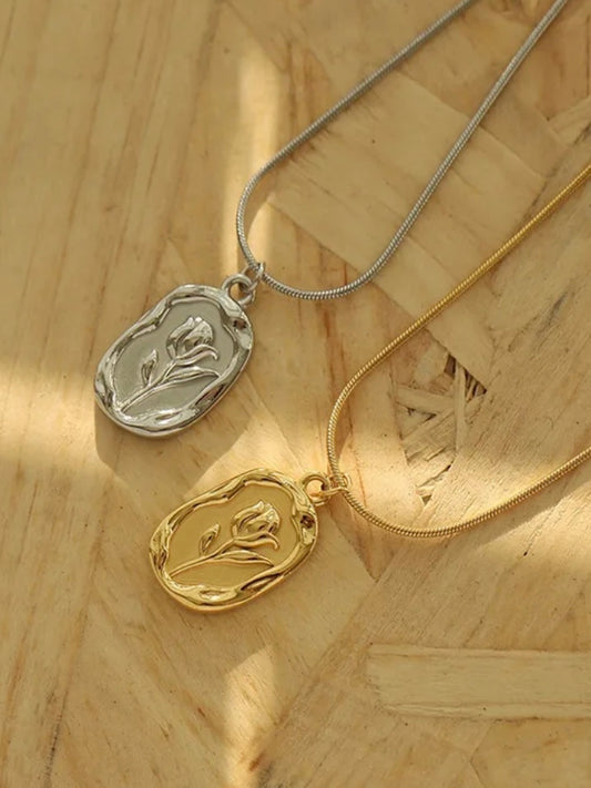 Rose Necklace