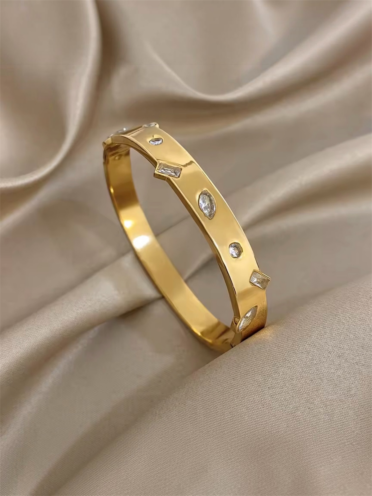 Muse Bangle