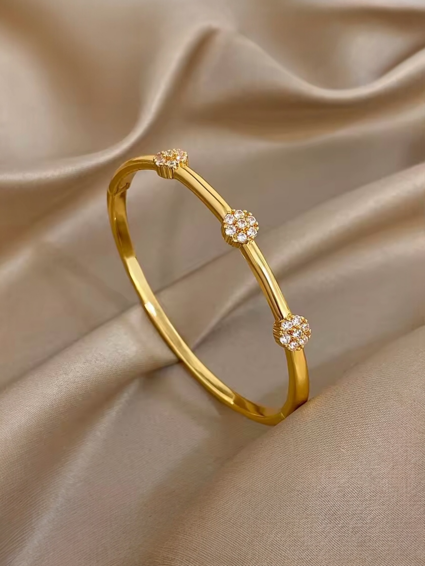 Flora Bangle