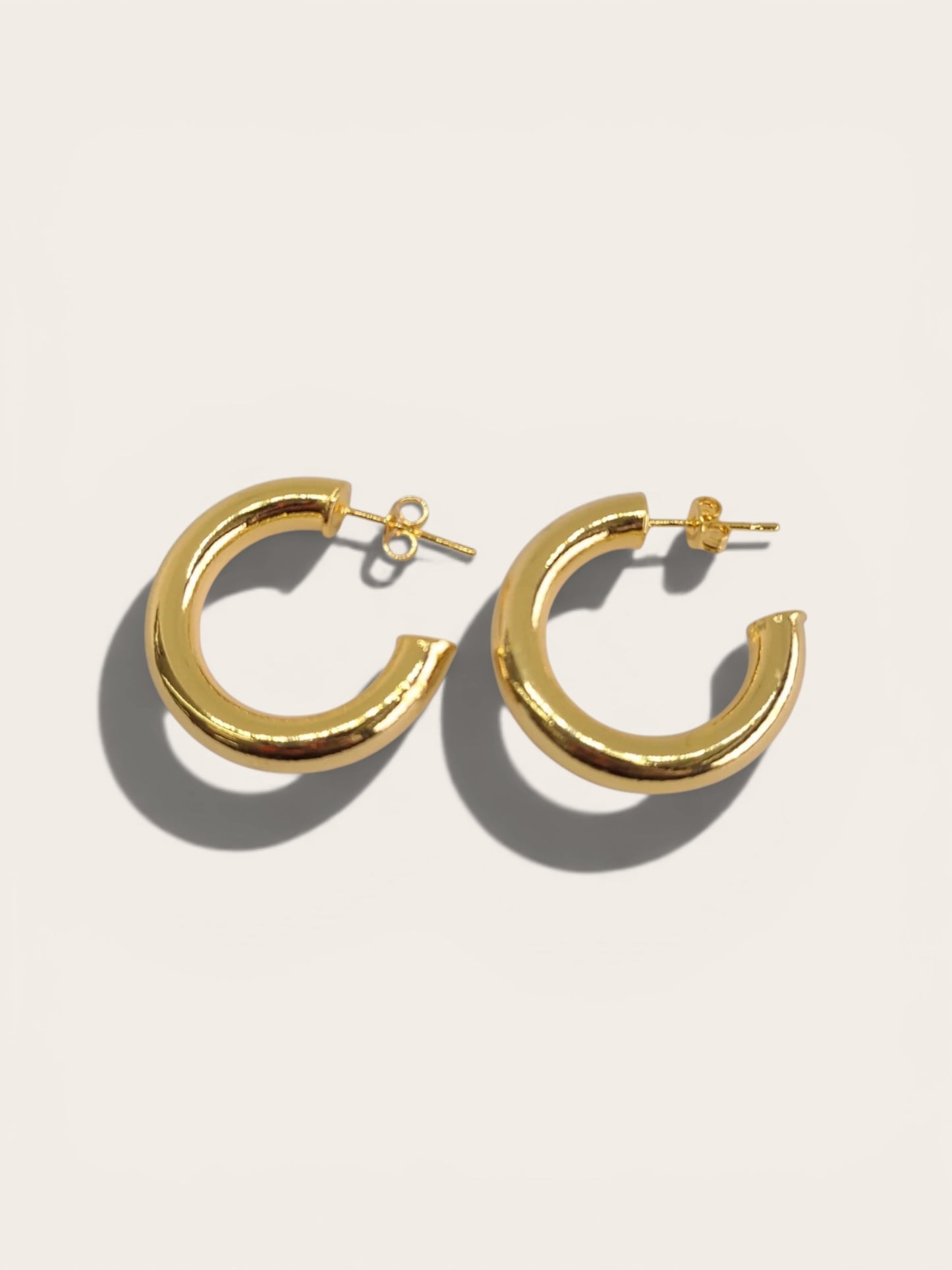 Chic Hoops