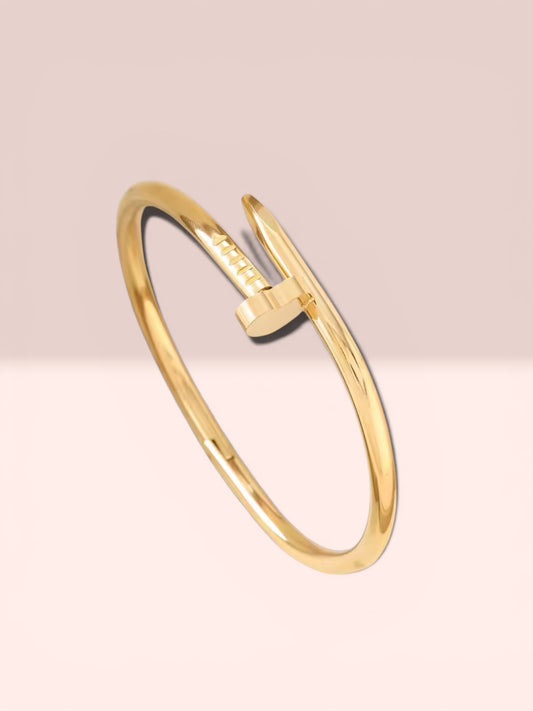 Heart Nail Bangle