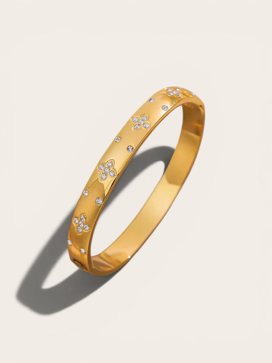 Aire Bangle