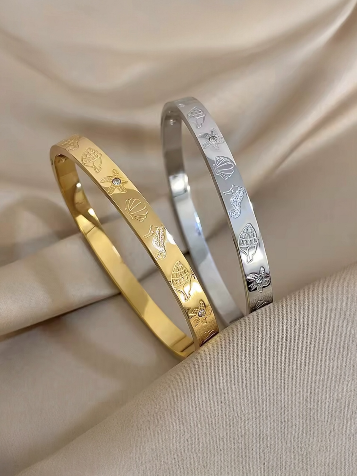 Beachy Bangle